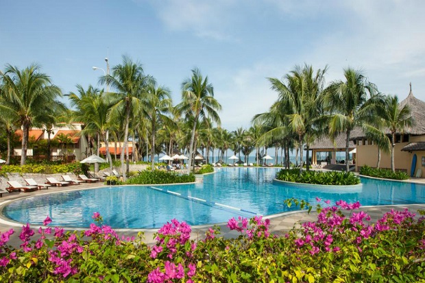 Khách sạn Phan Thiết có hồ bơi view biển
