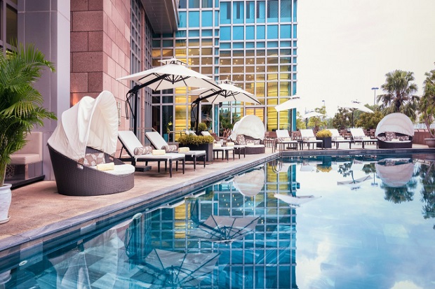 Khách sạn Đà Nẵng có hồ bơi đẹp