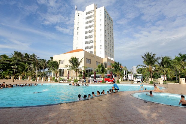Khách sạn Phú Yên nào gần biển có giá rẻ nhất?